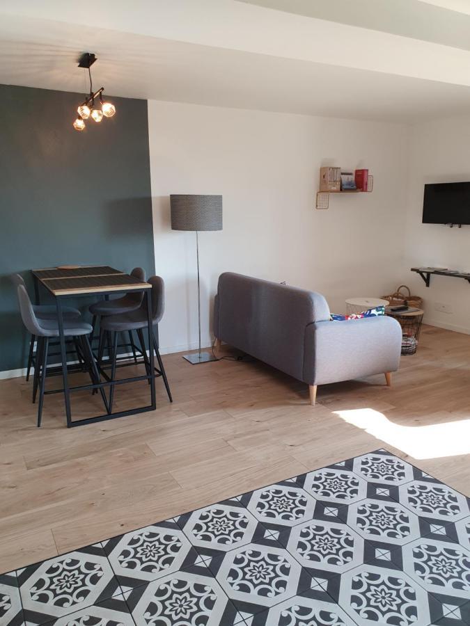 Appartement Pierres De Loire- Linge Inclus -1Er Etage La Bohalle Bagian luar foto